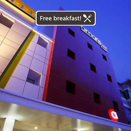 Amaris Hotel Nagoya Hill - Batam Buitenkant foto
