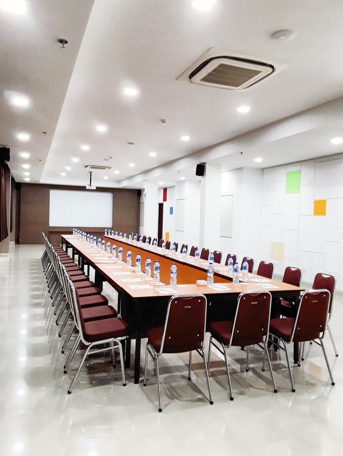 Amaris Hotel Nagoya Hill - Batam Buitenkant foto