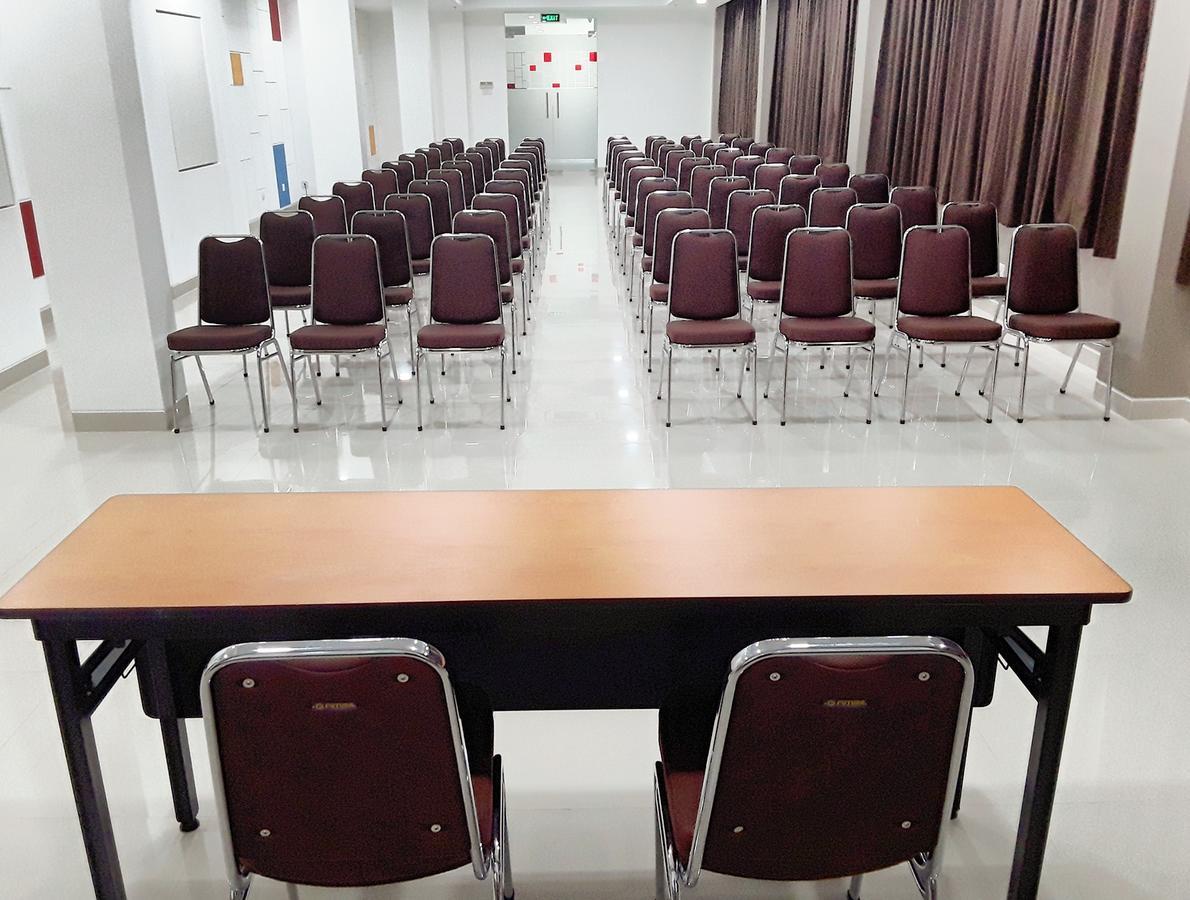 Amaris Hotel Nagoya Hill - Batam Buitenkant foto